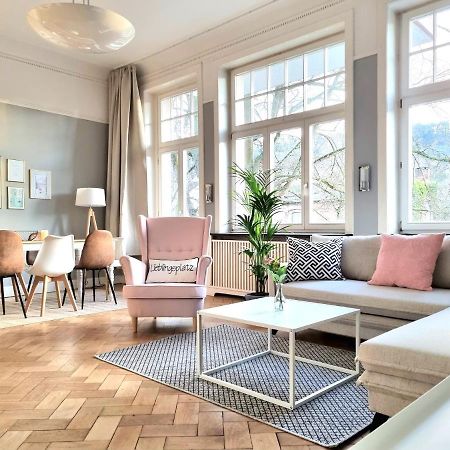 Charysma - Jugendstil Trifft Moderne, Schlafzimmer Mit Smart-Tv, Tischfussball, Darts, Parkplatz Хамельн Экстерьер фото